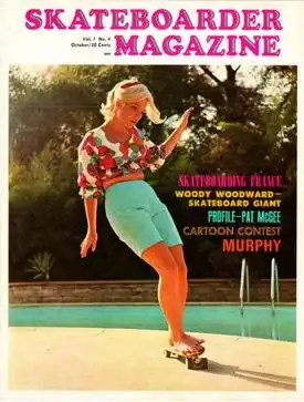 Patti Mc Gee en couverture de magazine en train de faire du skate au bord d'une piscine
